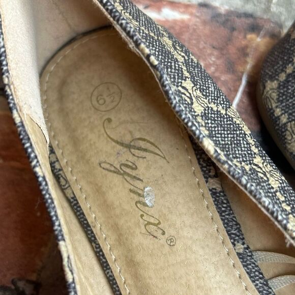 5 for $25🔥Jynx Printed Pointed Toe Flats Size 6 1/2 - Picture 6 of 8